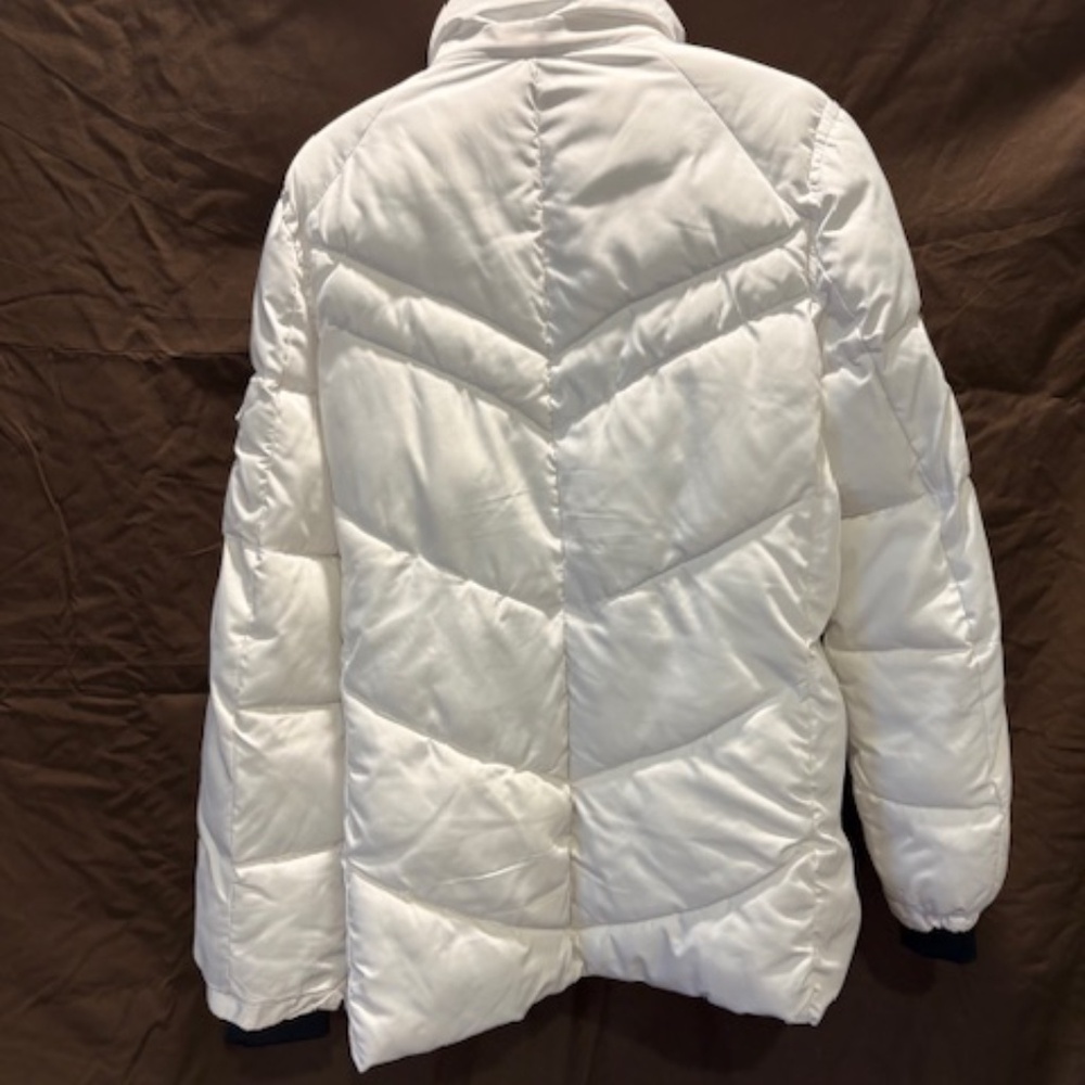 White Winter Jacket - Picture 2 of 6